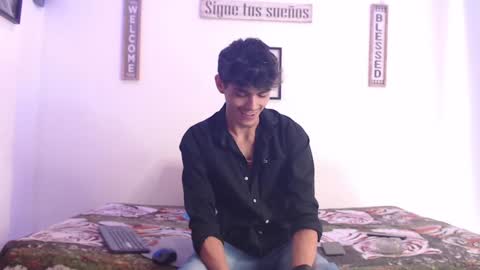 Snapshot of harrythomson1 chatting on January 25, 2025, 9:25 pm harry thomson online show from January 25, 2025, 9:25 pm