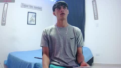 Snapshot of harrythomson1 chatting on October 19, 2025, 12:22 am harry thomson online show from October 19, 2025, 12:22 am