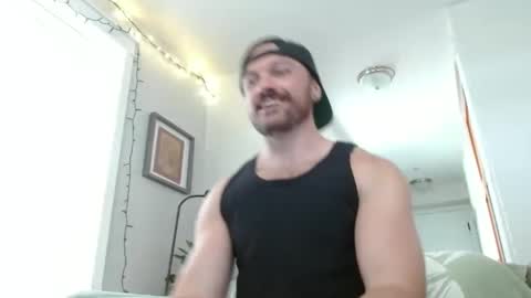 Snapshot of hbdude27 chatting on February 8, 2025, 11:55 pm RinnDude35 online show from February 8, 2025, 11:55 pm