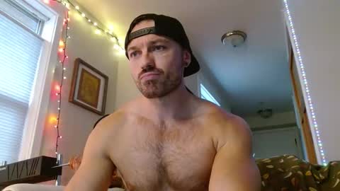 Snapshot of hbdude27 chatting on October 17, 2025, 12:14 am RinnDude35 online show from October 17, 2025, 12:14 am