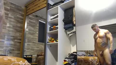 Snapshot of healedcarioca chatting on December 28, 2024, 8:47 pm Brazilian bigdick online show from December 28, 2024, 8:47 pm