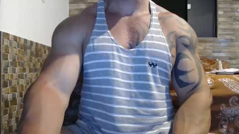 Snapshot of healedcarioca chatting on January 5, 2025, 1:35 am Brazilian bigdick online show from January 5, 2025, 1:35 am