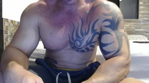 Snapshot of healedcarioca chatting on January 22, 2025, 3:20 am Brazilian bigdick online show from January 22, 2025, 3:20 am