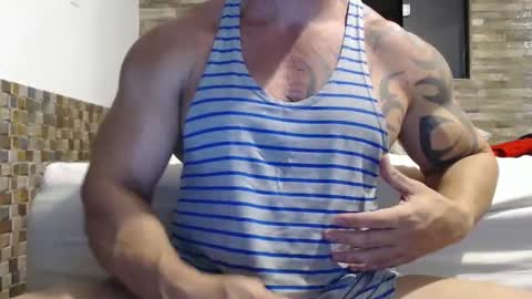 Snapshot of healedcarioca chatting on January 24, 2025, 1:13 am Brazilian bigdick online show from January 24, 2025, 1:13 am