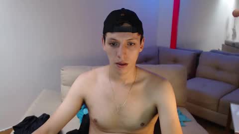 Snapshot of hefesto_69 chatting on February 15, 2025, 6:55 pm hefesto_69 online show from February 15, 2025, 6:55 pm