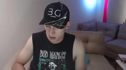 Snapshot of hefesto_69 chatting on September 11, 2025, 8:31 pm hefesto_69 online show from September 11, 2025, 8:31 pm