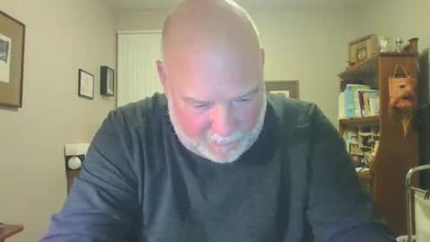 Snapshot of helloforfun111 chatting on September 12, 2025, 10:37 am helloforfun111 online show from September 12, 2025, 10:37 am