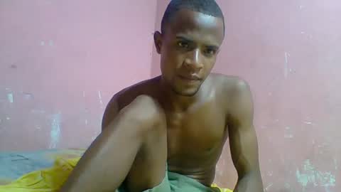 Snapshot of henriotflavien20 chatting on December 6, 2024, 3:33 pm Adrian Honey online show from December 6, 2024, 3:33 pm