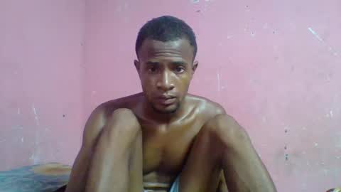 Snapshot of henriotflavien20 chatting on December 22, 2024, 7:33 am Adrian Honey online show from December 22, 2024, 7:33 am