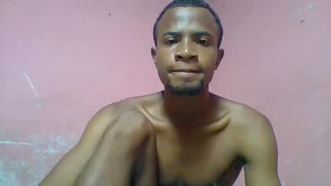 Snapshot of henriotflavien20 chatting on December 25, 2024, 4:33 am Adrian Honey online show from December 25, 2024, 4:33 am