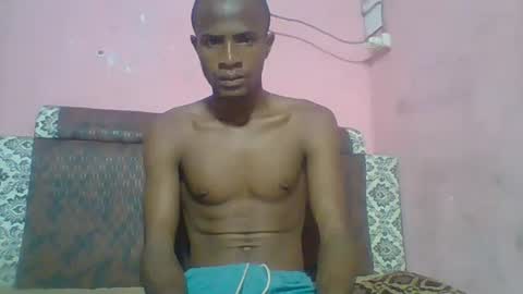 Snapshot of henriotflavien20 chatting on January 11, 2025, 5:10 am Adrian Honey online show from January 11, 2025, 5:10 am