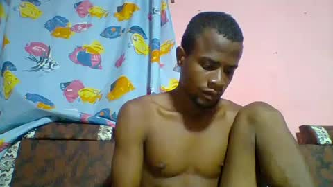 Snapshot of henriotflavien20 chatting on February 5, 2025, 5:20 am Adrian Honey online show from February 5, 2025, 5:20 am