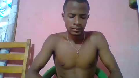 Snapshot of henriotflavien20 chatting on February 19, 2025, 5:16 am Adrian Honey online show from February 19, 2025, 5:16 am