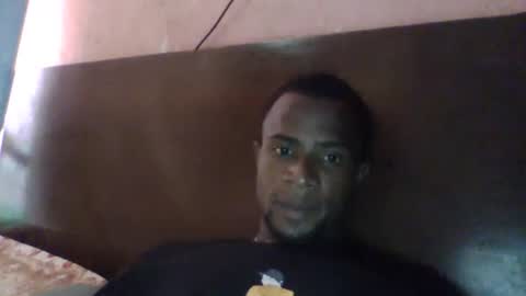 Snapshot of henriotflavien20 chatting on October 6, 2025, 3:53 pm Adrian Honey online show from October 6, 2025, 3:53 pm