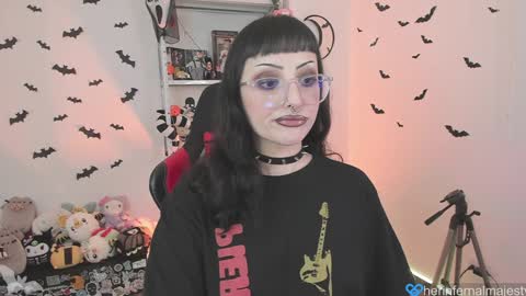 Snapshot of herinfernalmajesty chatting on December 11, 2024, 12:33 am  Marie  online show from December 11, 2024, 12:33 am