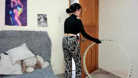 Snapshot of hesttia_ chatting on October 10, 2025, 8:08 pm hesttia_ online show from October 10, 2025, 8:08 pm