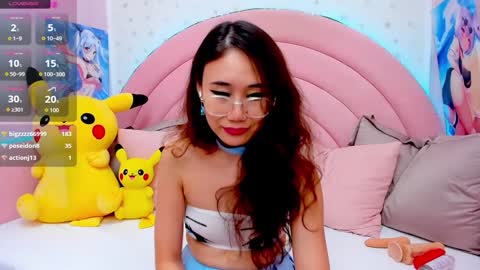 Snapshot of hikori_ chatting on December 22, 2024, 7:44 am Hikori online show from December 22, 2024, 7:44 am