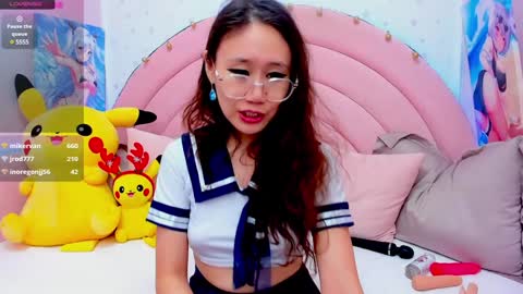 Snapshot of hikori_ chatting on January 8, 2025, 7:34 am Hikori online show from January 8, 2025, 7:34 am