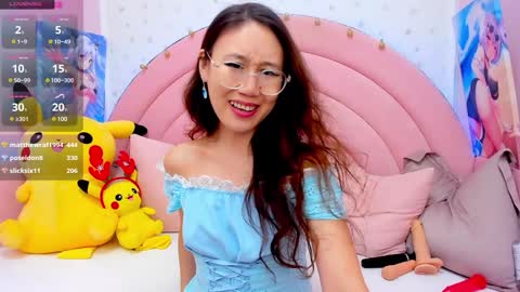 Snapshot of hikori_ chatting on January 18, 2025, 7:38 am Hikori online show from January 18, 2025, 7:38 am