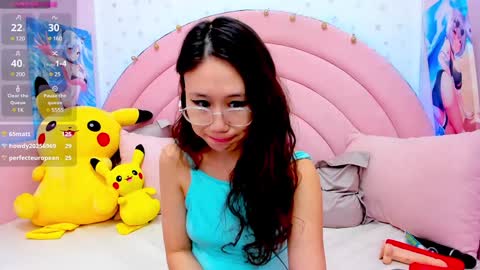 Snapshot of hikori_ chatting on February 1, 2025, 4:35 am Hikori online show from February 1, 2025, 4:35 am