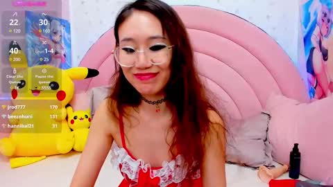 Snapshot of hikori_ chatting on February 22, 2025, 7:23 am Hikori online show from February 22, 2025, 7:23 am