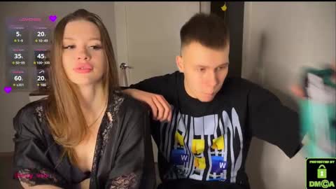 Snapshot of holybabe342 chatting on March 9, 2025, 7:37 pm Vio online show from March 9, 2025, 7:37 pm