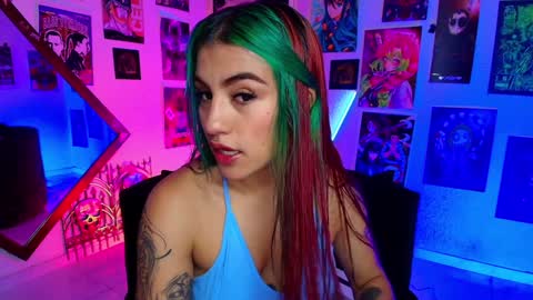 Snapshot of holyeva chatting on January 28, 2025, 12:15 am online show from January 28, 2025, 12:15 am