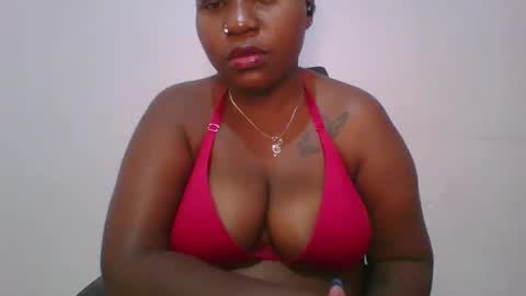 honey_beb online show from October 10, 2025, 11:09 am