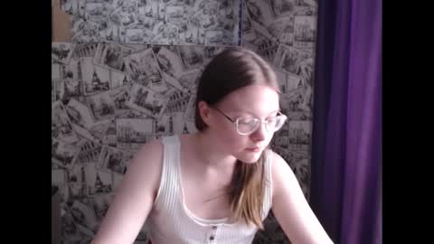 Lina online show from March 4, 2025, 11:40 am