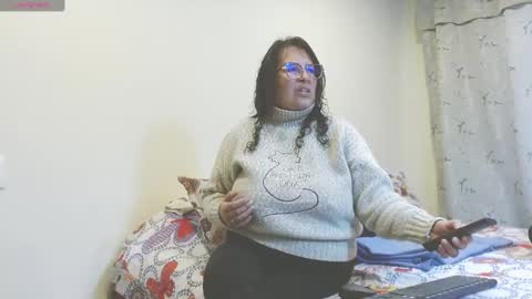 Snapshot of honeyhotpaty chatting on February 27, 2025, 8:20 pm sofia online show from February 27, 2025, 8:20 pm