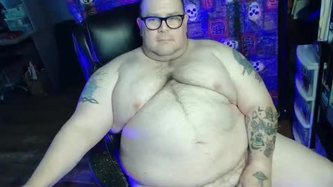 Snapshot of hoosierdaddyxl chatting on October 4, 2025, 5:55 pm Sir online show from October 4, 2025, 5:55 pm