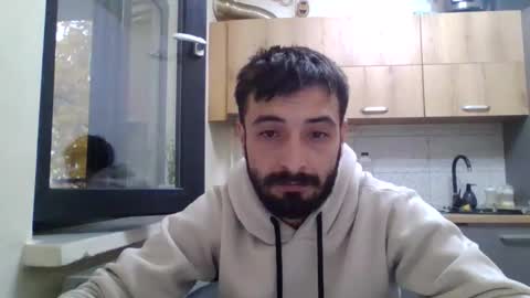 Snapshot of horny_couple9600 chatting on October 15, 2025, 5:07 am horny_couple9600 online show from October 15, 2025, 5:07 am