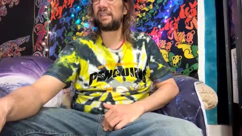 Snapshot of horny_hippie420 chatting on December 3, 2024, 9:34 pm Horny Rockstar420 online show from December 3, 2024, 9:34 pm