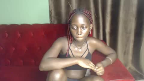 Snapshot of hornybella4 chatting on February 26, 2025, 4:45 pm Bella online show from February 26, 2025, 4:45 pm