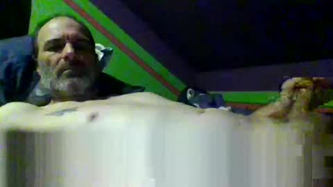 Snapshot of hornycountryman1972 chatting on October 4, 2025, 6:11 am hornycountryman online show from October 4, 2025, 6:11 am