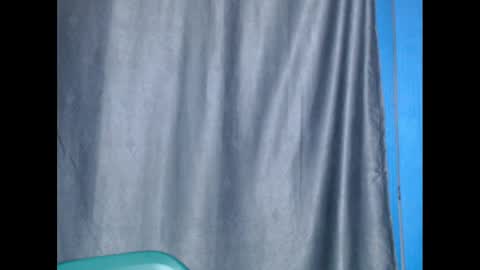 hornyxbum online show from December 6, 2024, 7:12 pm