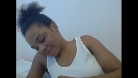 Snapshot of hornyxbum chatting on March 11, 2025, 10:40 am hornyxbum online show from March 11, 2025, 10:40 am