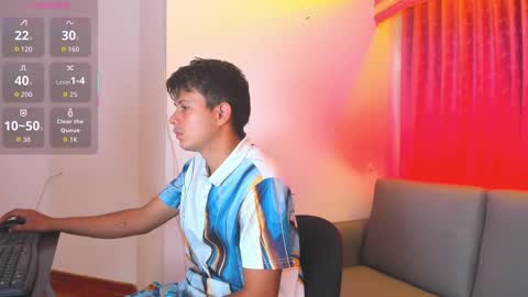 hospick_white online show from November 15, 2025, 6:26 pm