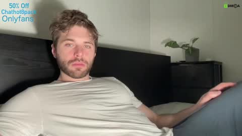 Snapshot of hot8pack01 chatting on March 11, 2025, 8:09 pm Edward aka Wolf online show from March 11, 2025, 8:09 pm