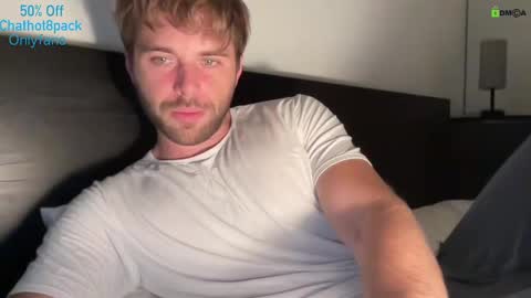 Snapshot of hot8pack01 chatting on October 13, 2025, 1:16 am Edward aka Wolf online show from October 13, 2025, 1:16 am