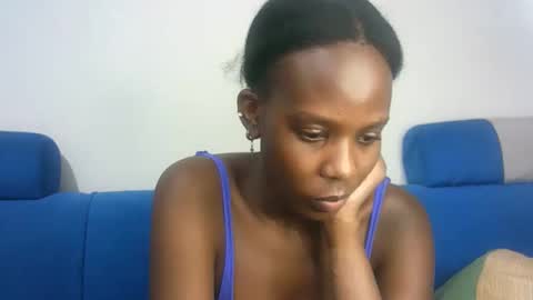 Snapshot of hot_berry2003 chatting on February 3, 2025, 3:20 am Millie online show from February 3, 2025, 3:20 am