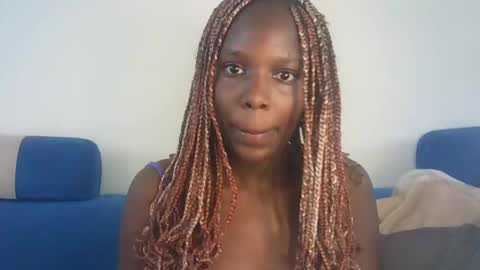 Snapshot of hot_berry2003 chatting on February 21, 2025, 12:28 pm Millie online show from February 21, 2025, 12:28 pm