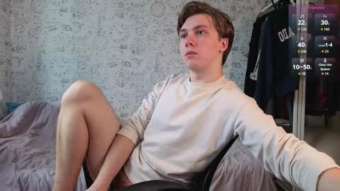 Snapshot of hot_boy_oscar chatting on October 14, 2025, 11:11 am Oscar online show from October 14, 2025, 11:11 am