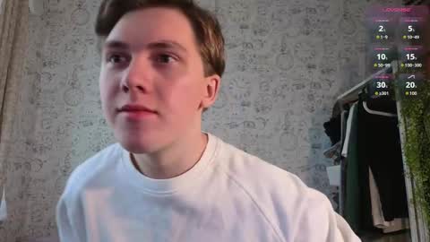 Snapshot of hot_boy_oscar chatting on November 1, 2025, 11:12 am Oscar online show from November 1, 2025, 11:12 am