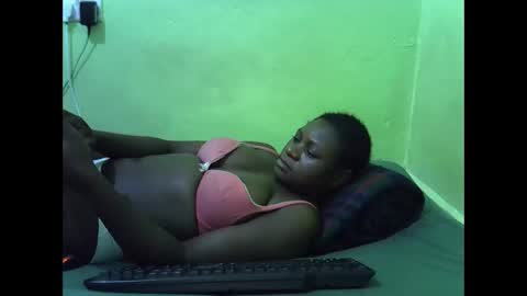 Snapshot of hot_girlly chatting on September 20, 2025, 5:03 pm hot_girlly online show from September 20, 2025, 5:03 pm