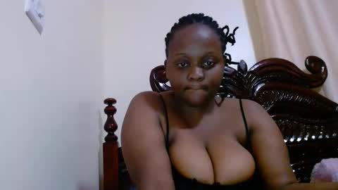 Snapshot of hot_linahh chatting on October 2, 2025, 10:28 pm Linah online show from October 2, 2025, 10:28 pm