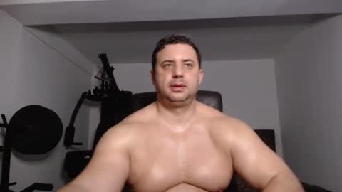 Snapshot of hot_stefano1 chatting on December 8, 2024, 5:39 am Stefano.. online show from December 8, 2024, 5:39 am