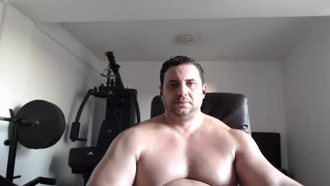 Snapshot of hot_stefano1 chatting on December 15, 2024, 1:43 pm Stefano.. online show from December 15, 2024, 1:43 pm