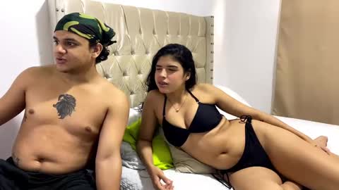 hotcouple1_xx online show from October 2, 2025, 2:13 pm