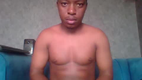 hotguyy001 online show from February 14, 2025, 7:07 am